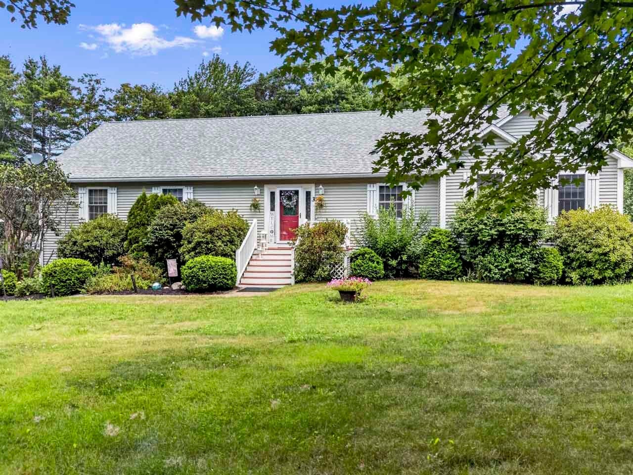 3 Sevigny Avenue