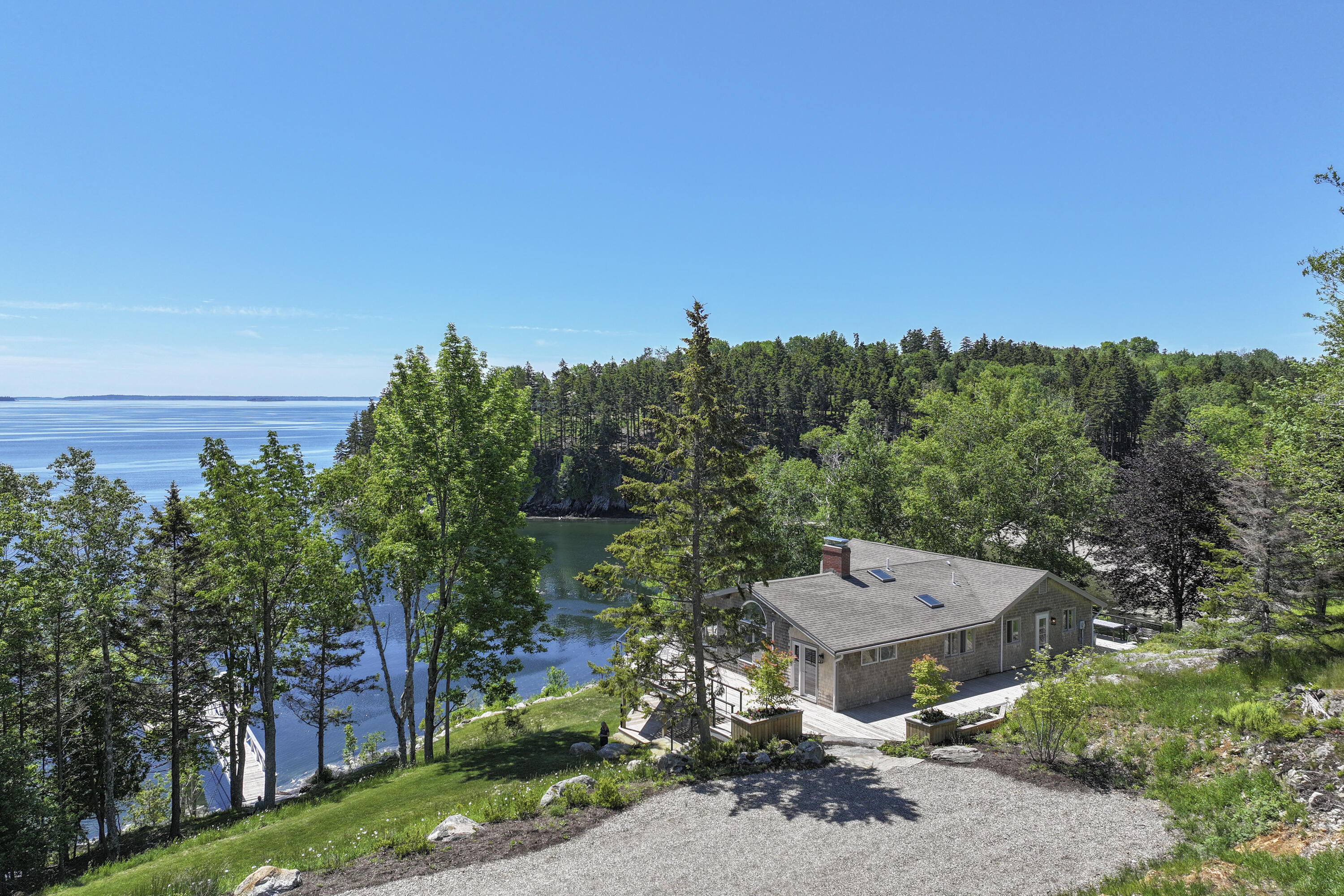 118 East Shore Drive