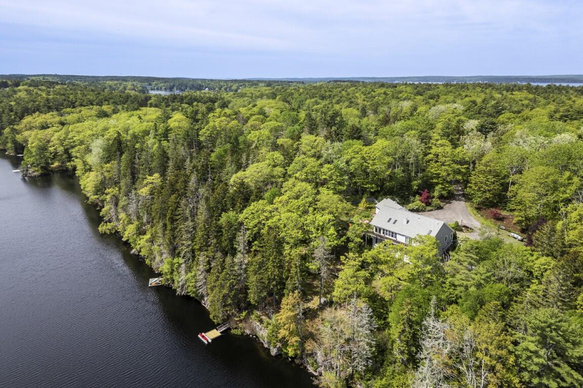 236 Lakeside Drive