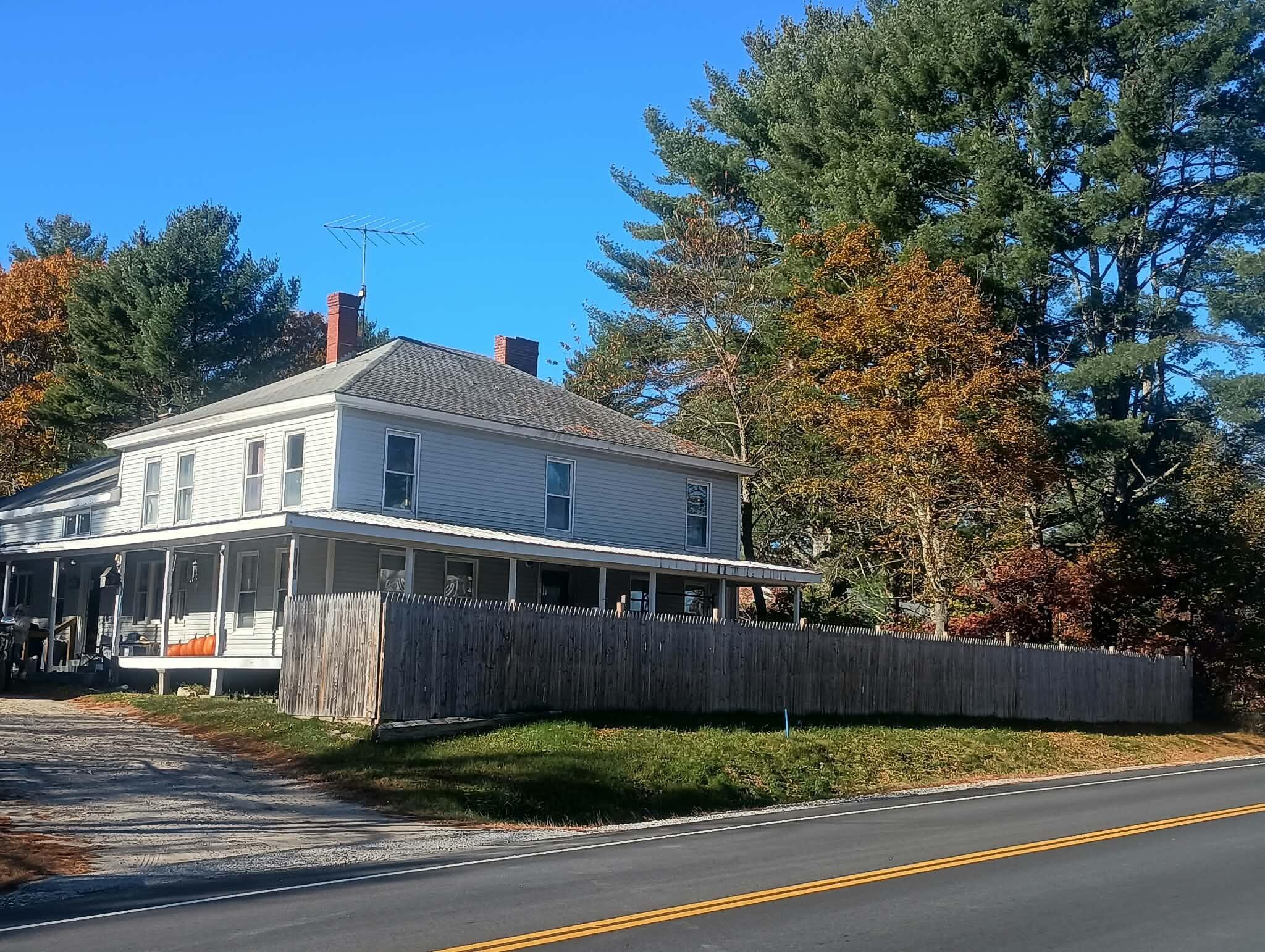 1190 Pequawket Trail