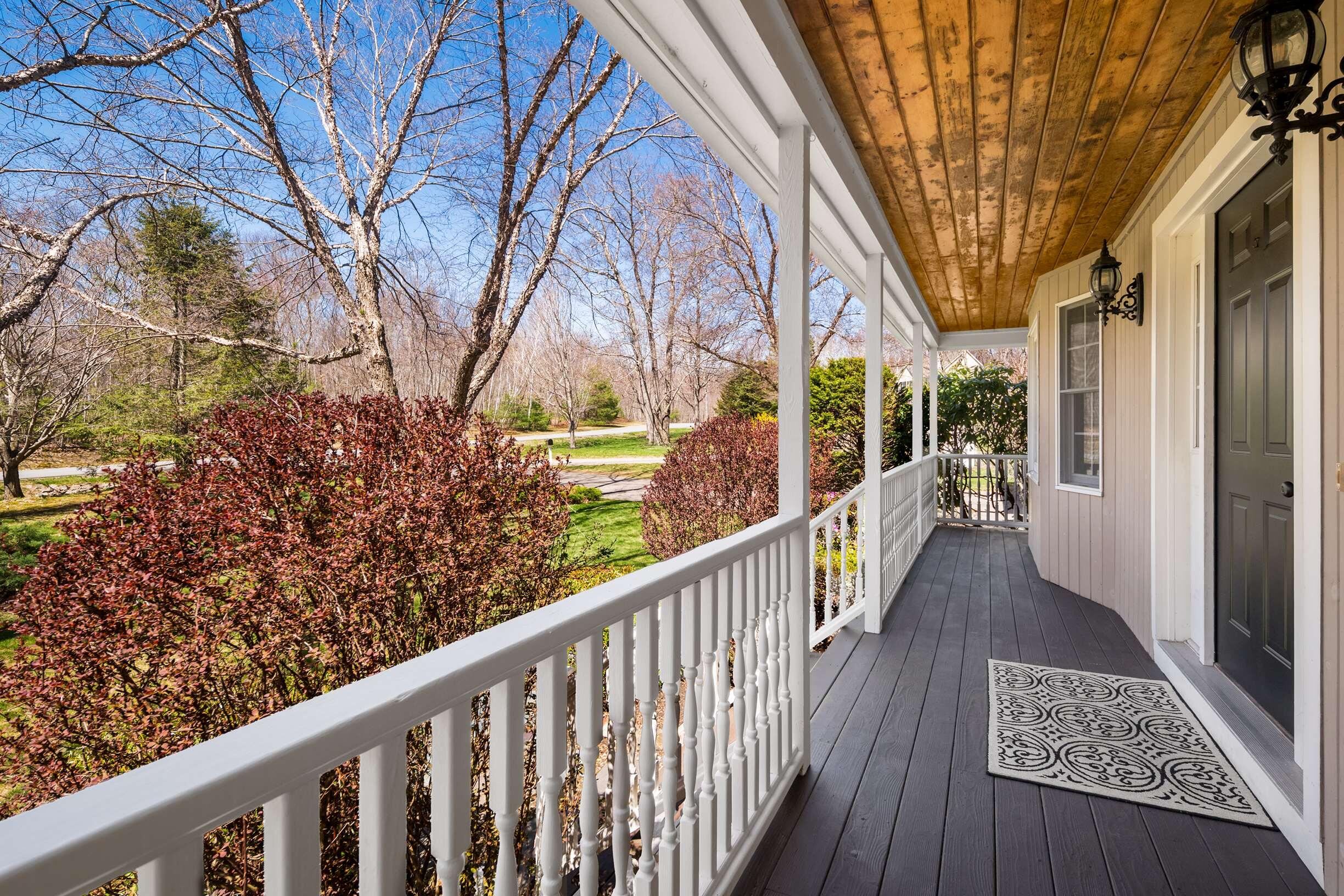 1 Meadowlark Drive