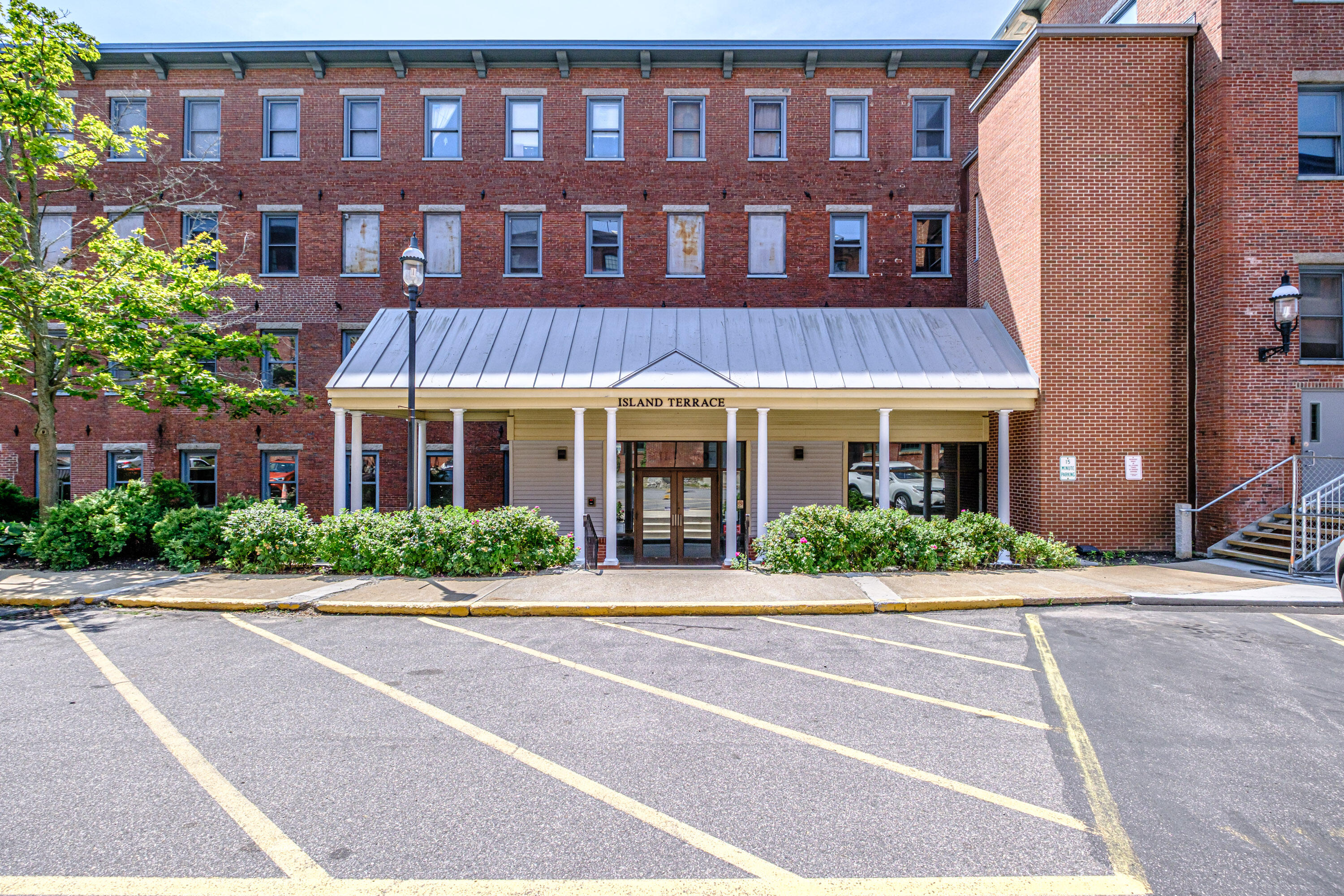1 Saco Island Terrace 320