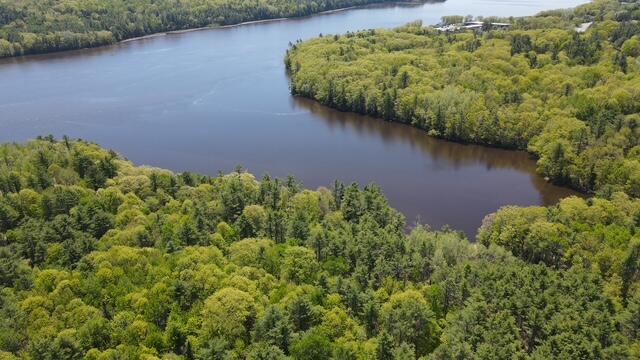 55 Lower Oak Point Road