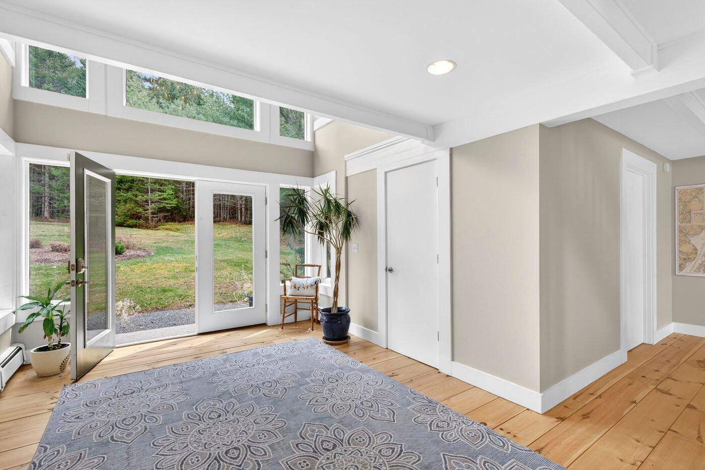 24 Split Rock Way
