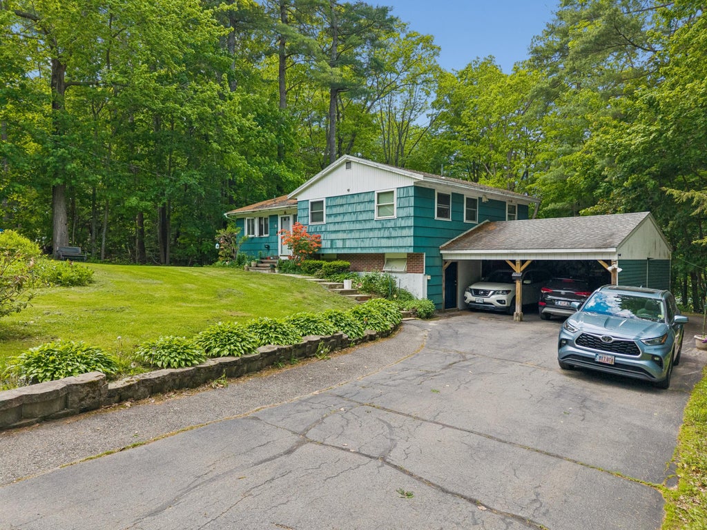 Photo of 10 Ridgewood Drive, Augusta, ME 04330 (MLS # 1665263)