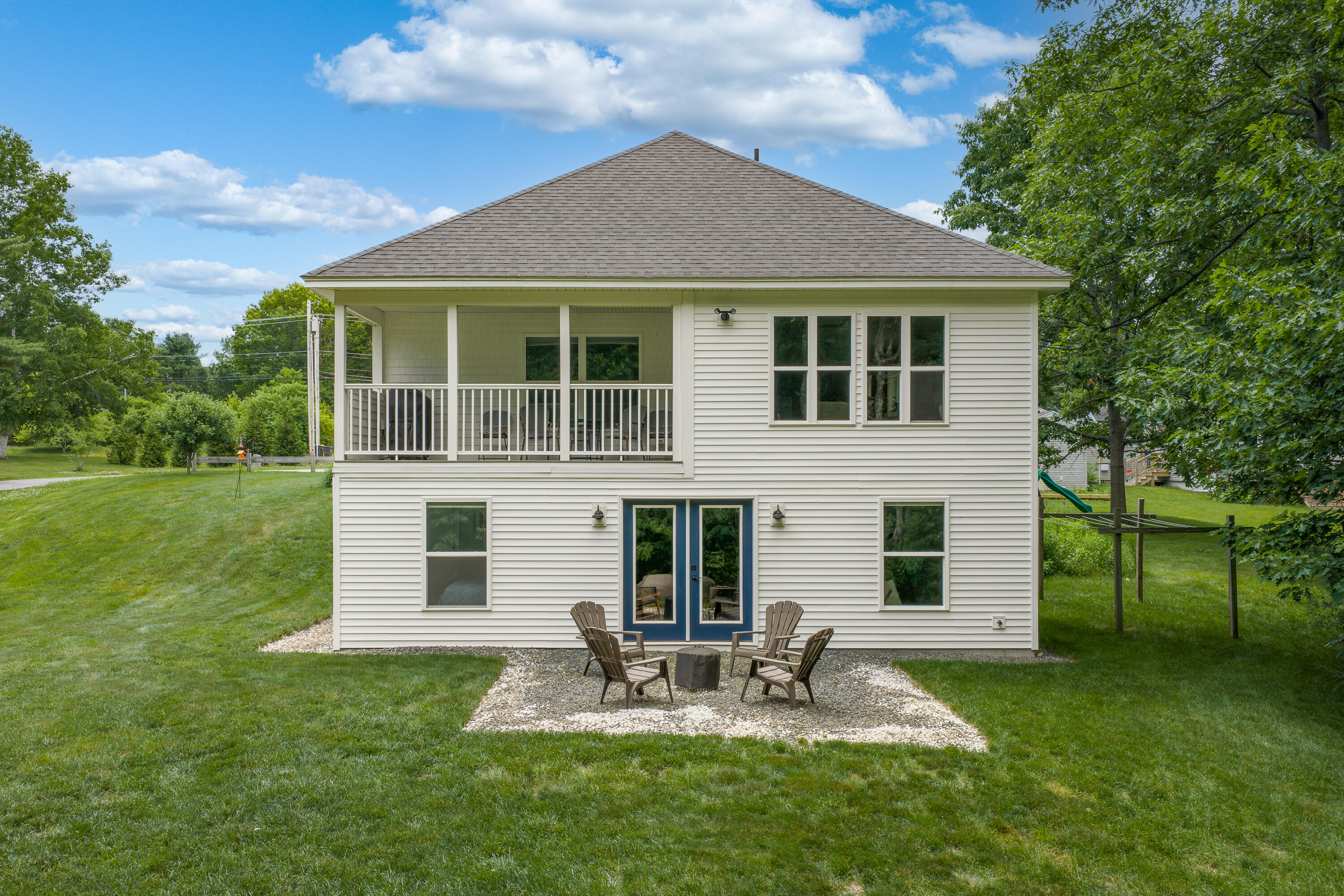 2 Chickadee Lane