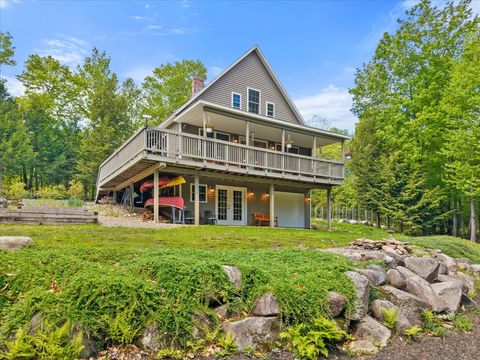 Photo of 29 Stoney Drive, Lincoln, ME 04457 (MLS # 1664454)