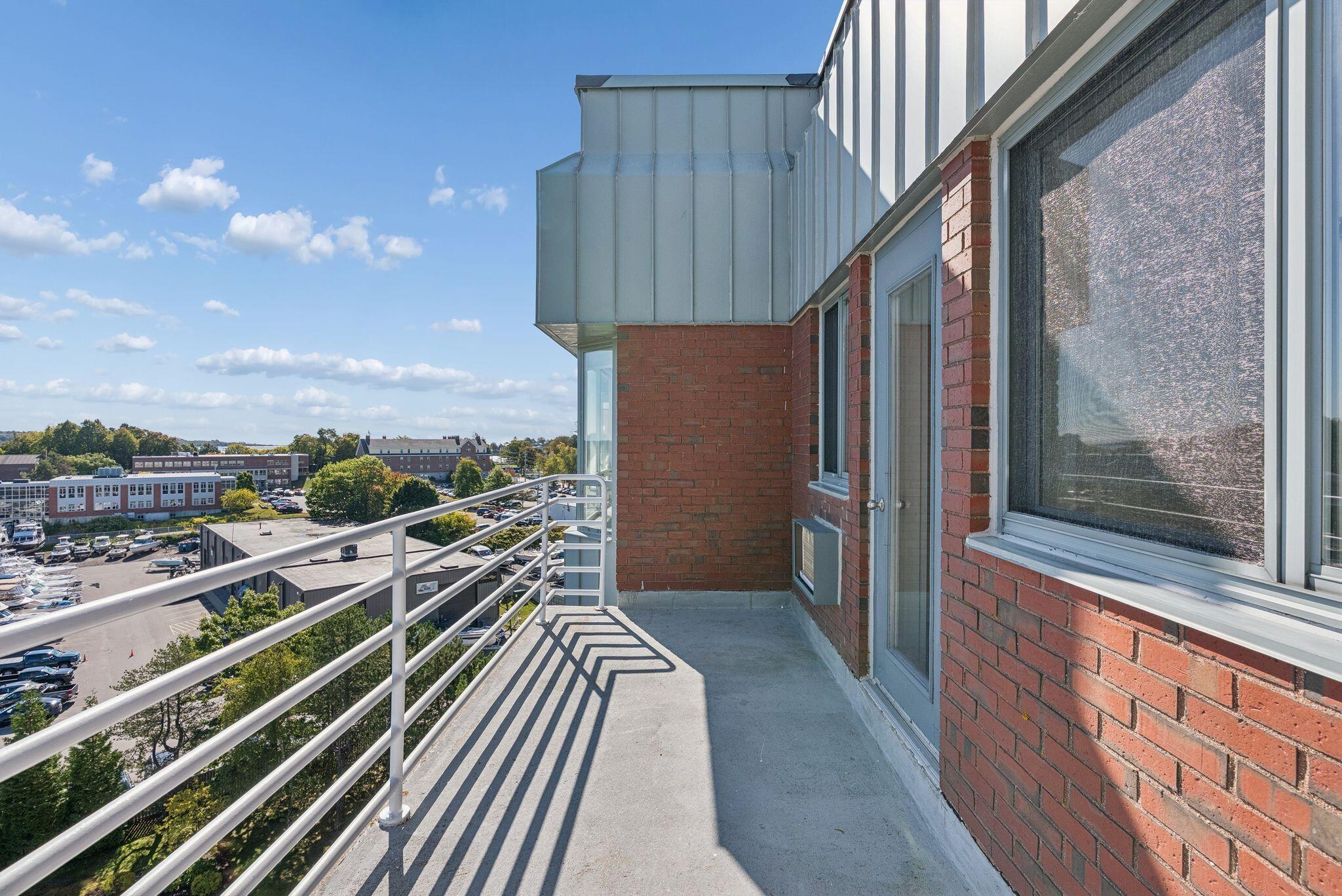 148 Breakwater Drive 810