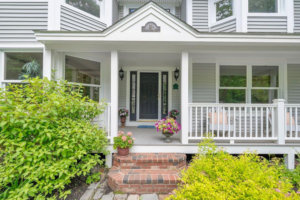 Photo of 28 Castle Hill Road, North Yarmouth, ME 04097 (MLS # 1669167)