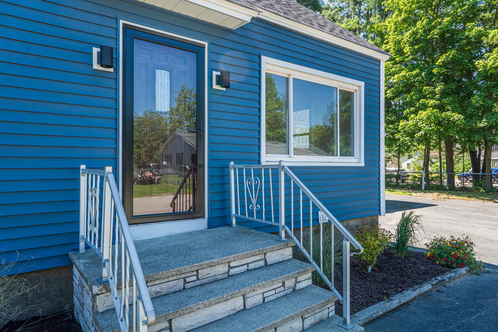 13 Melvin Avenue