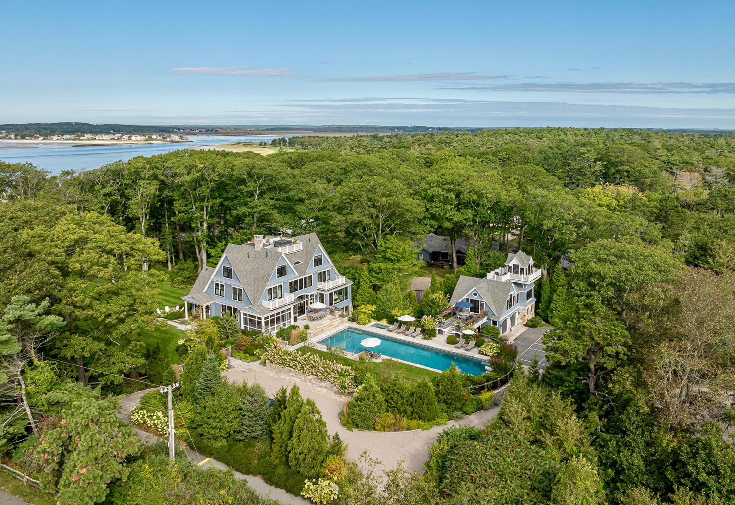 2 Seal Rock Drive