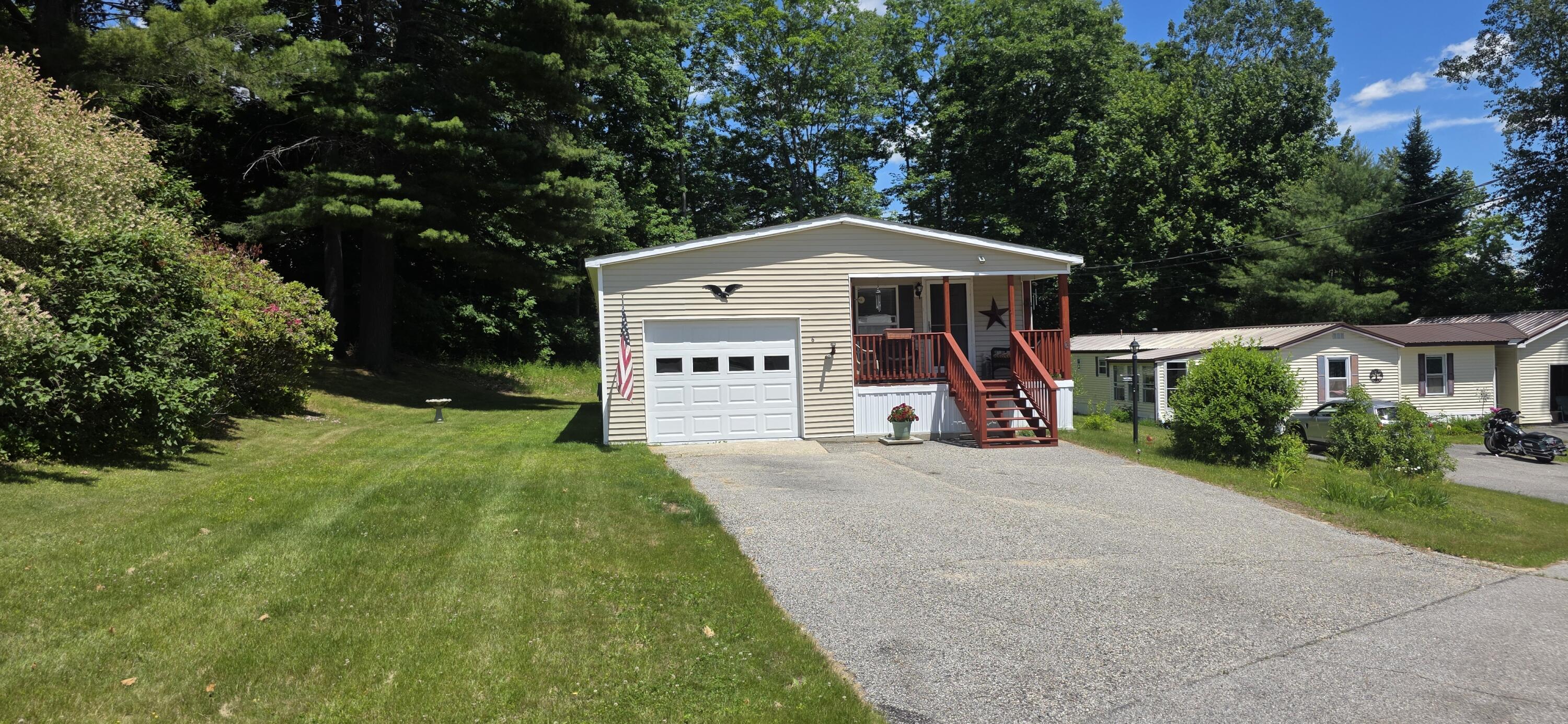 6 Redwood Drive