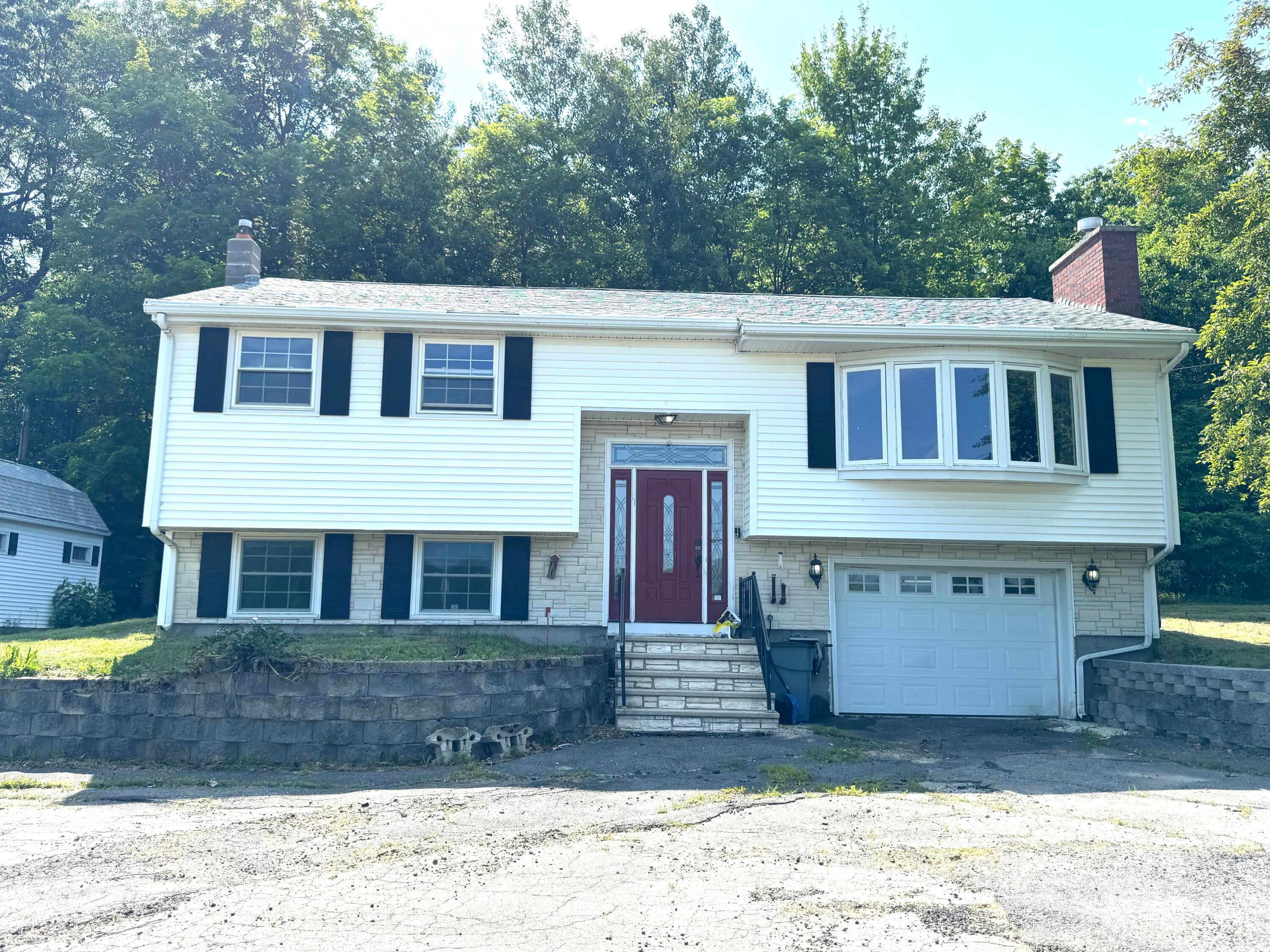 902 Eastern Avenue