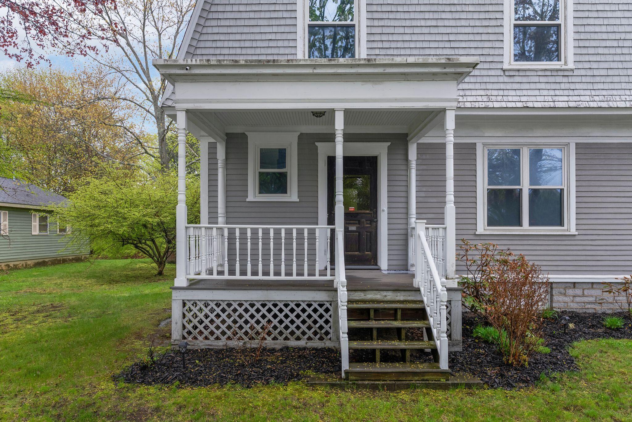 621 Main Street
