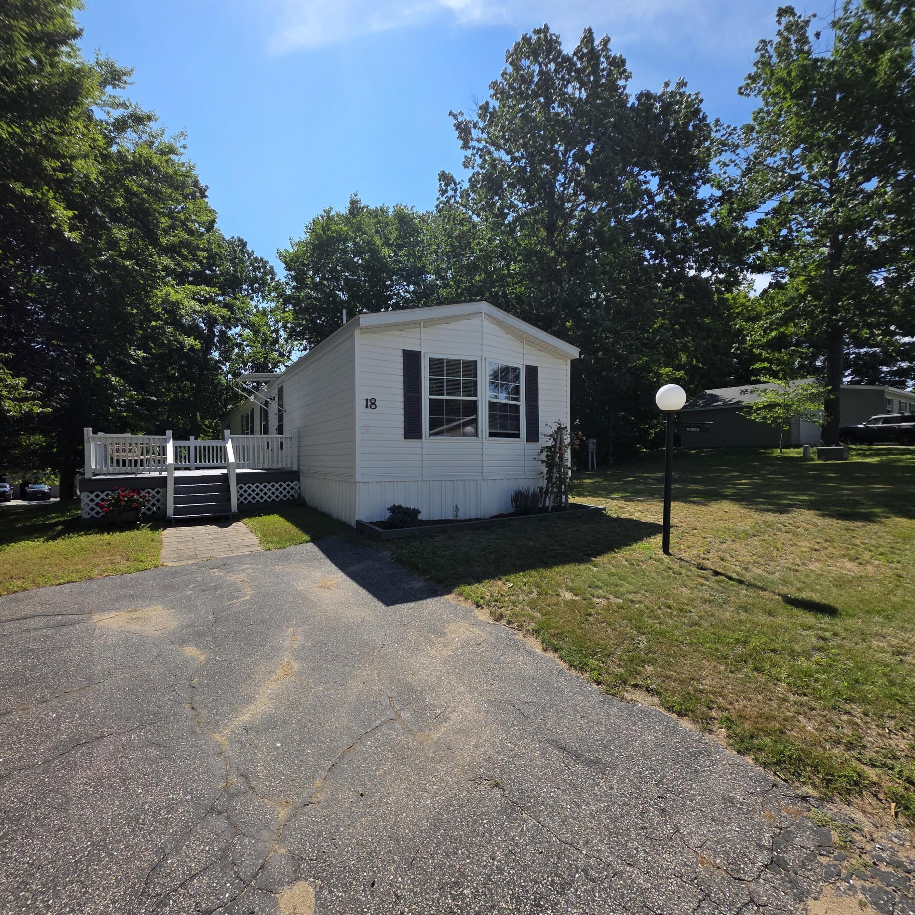 18 Hilltop Court