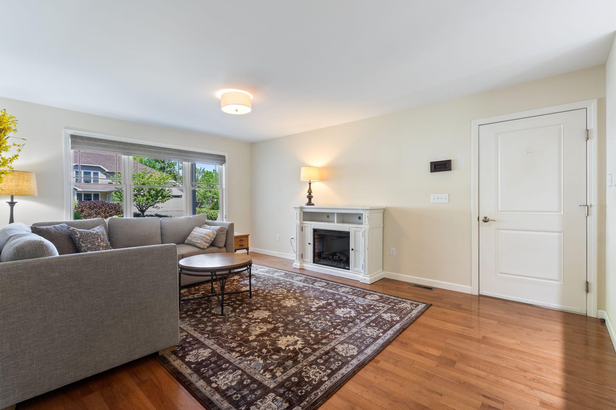 210 Forest Street 6