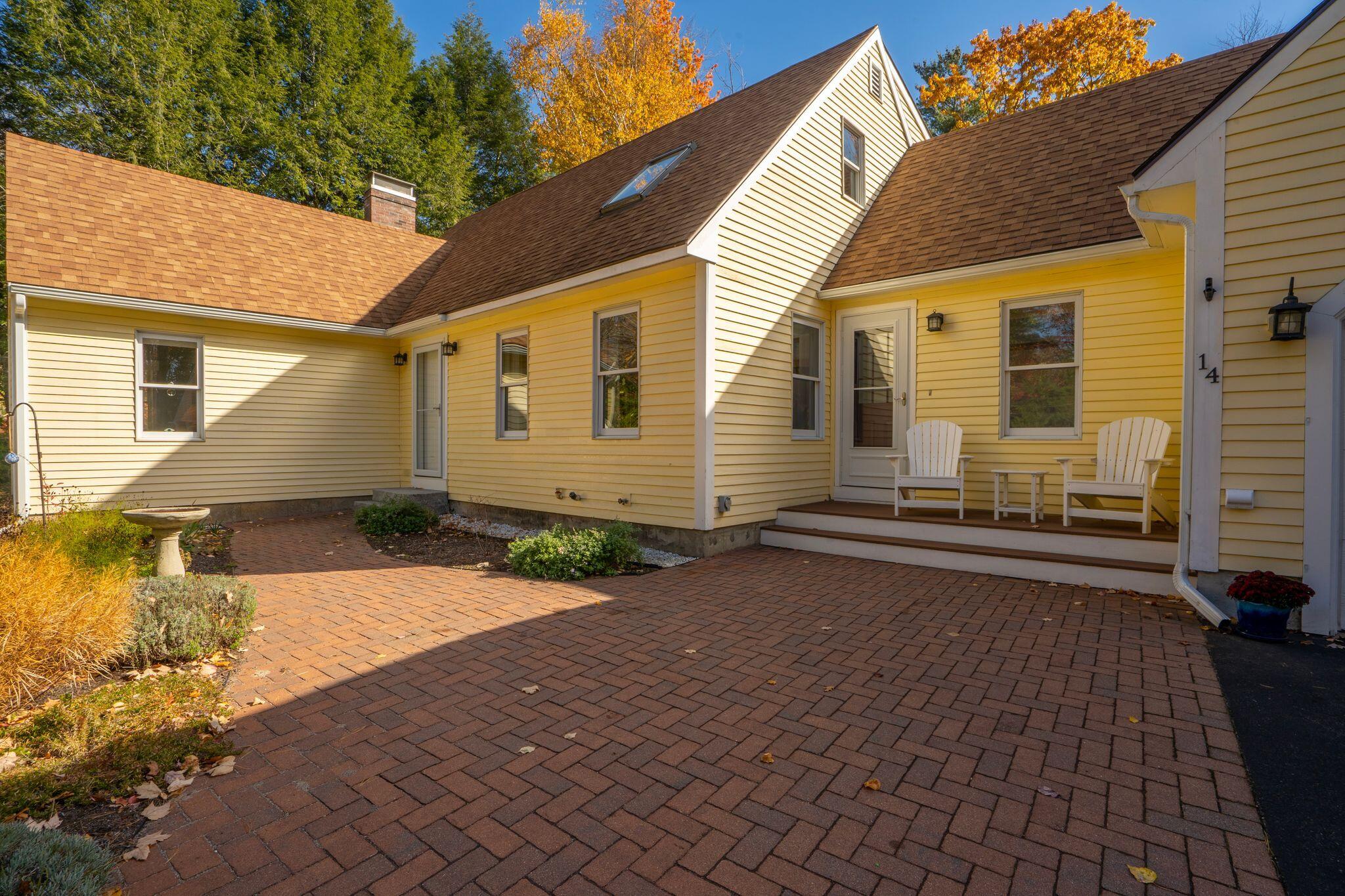 14 Clay Pits Road