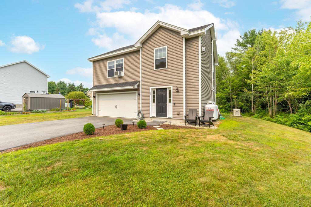 33 Gray Road