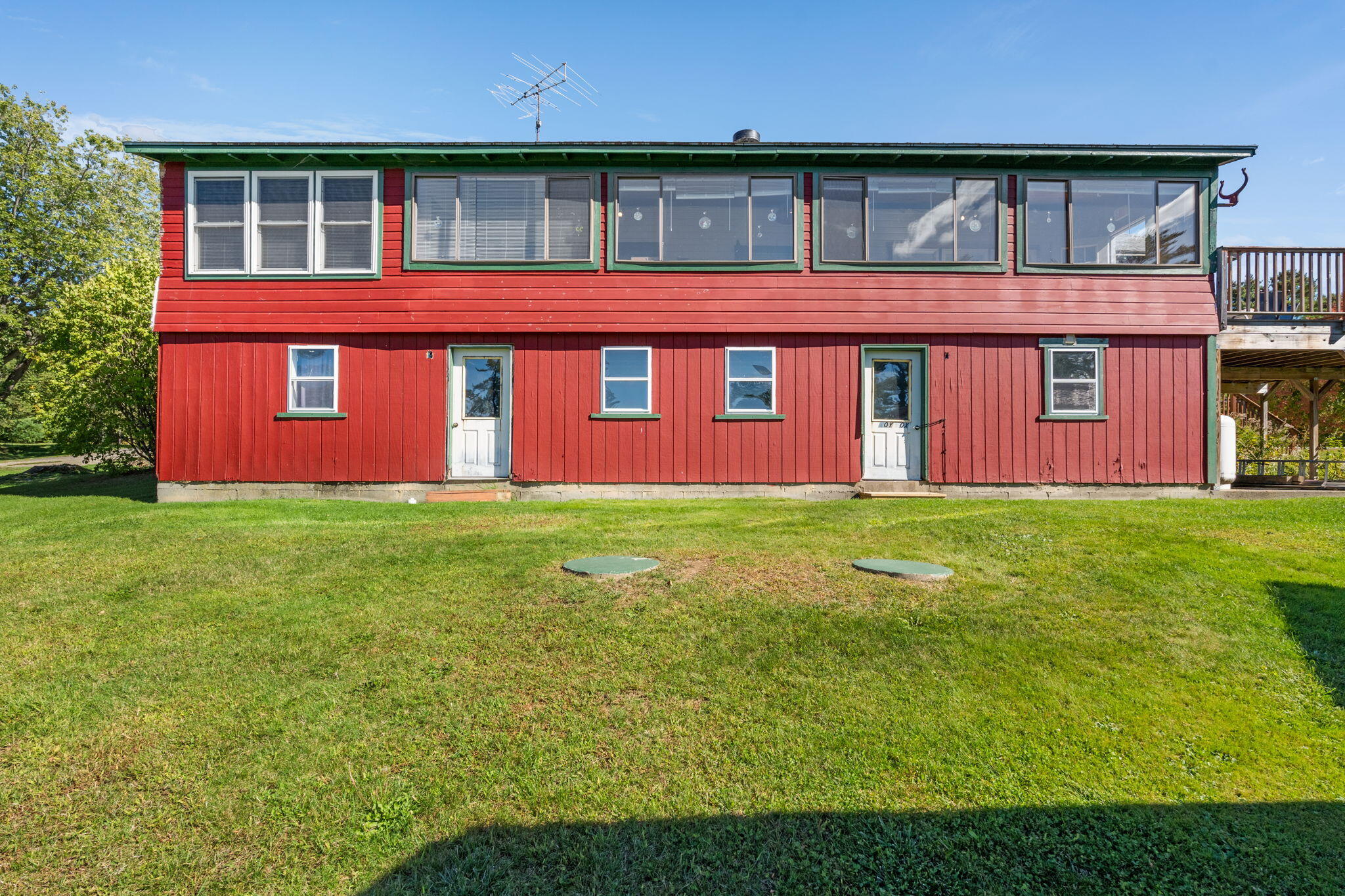 1270 Lakeview Drive 24
