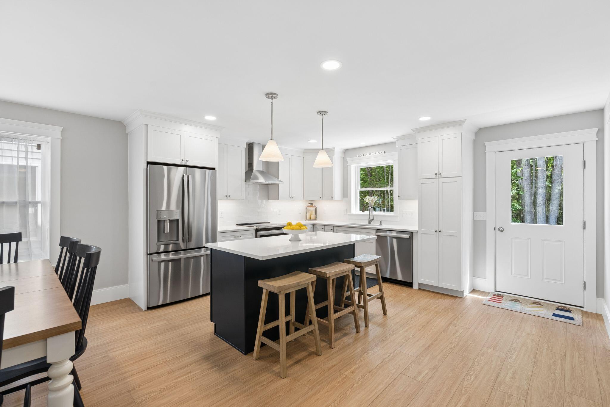 12 Creekside Court 11