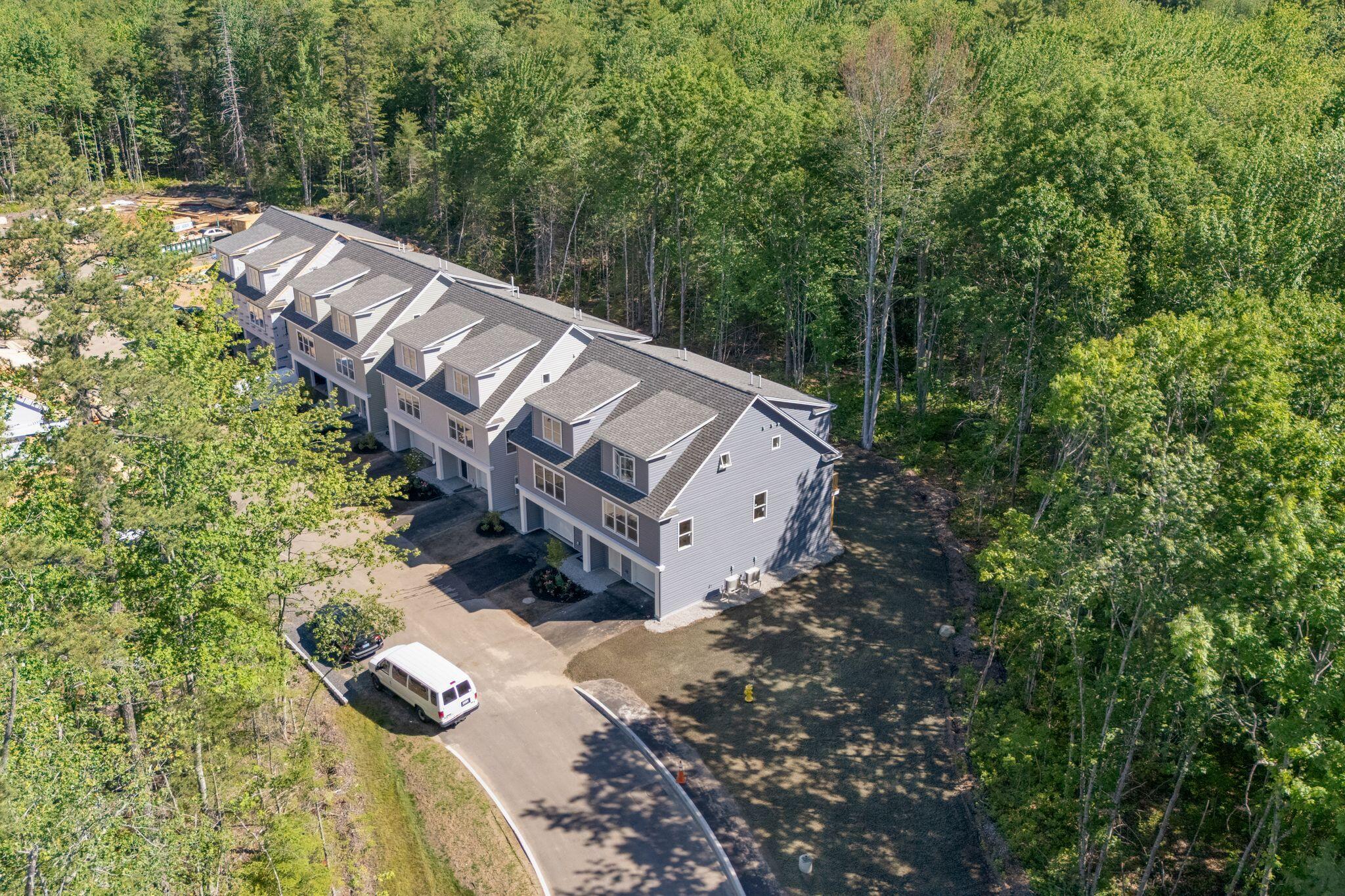12 Creekside Court 11