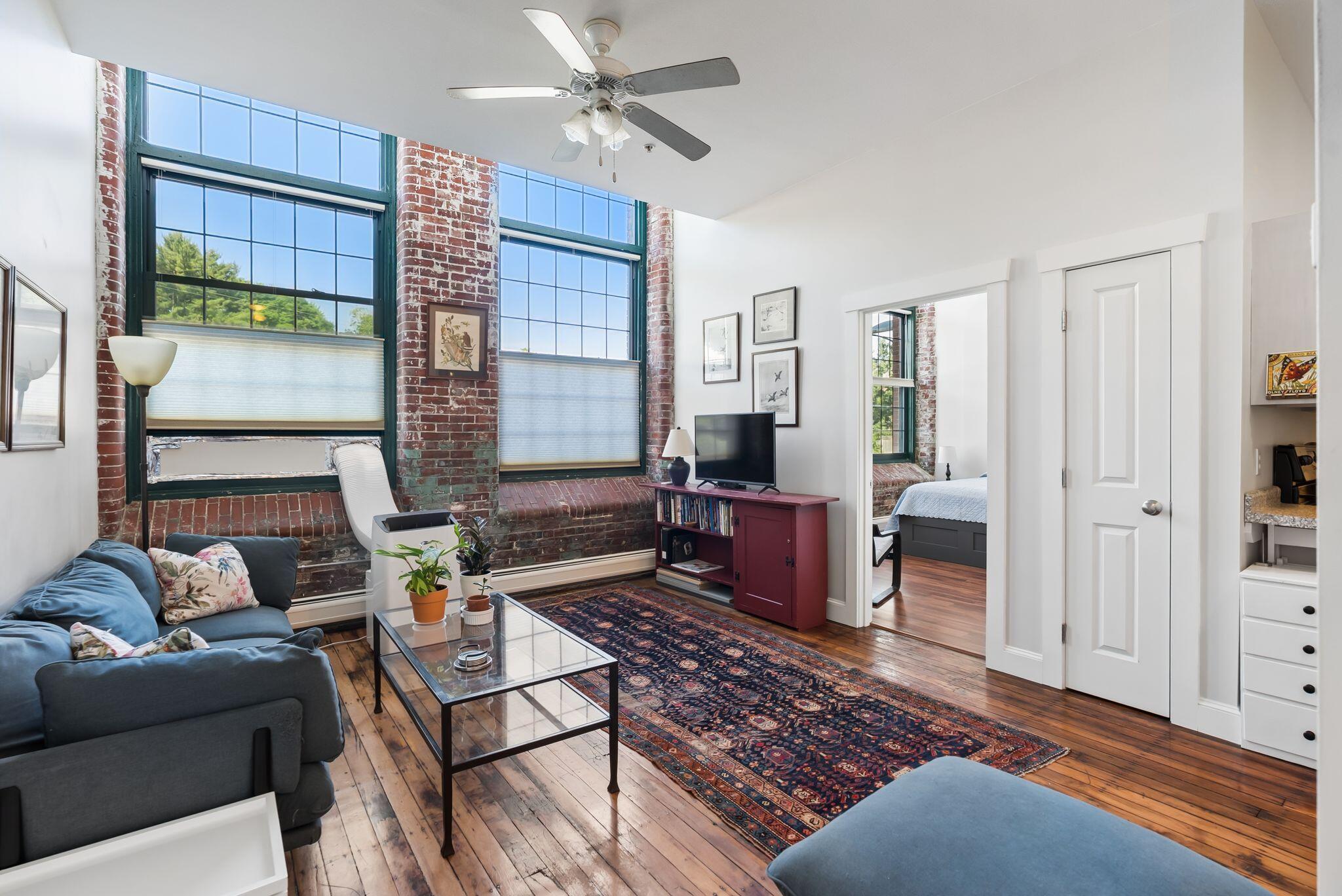 30 Lincoln Street 105