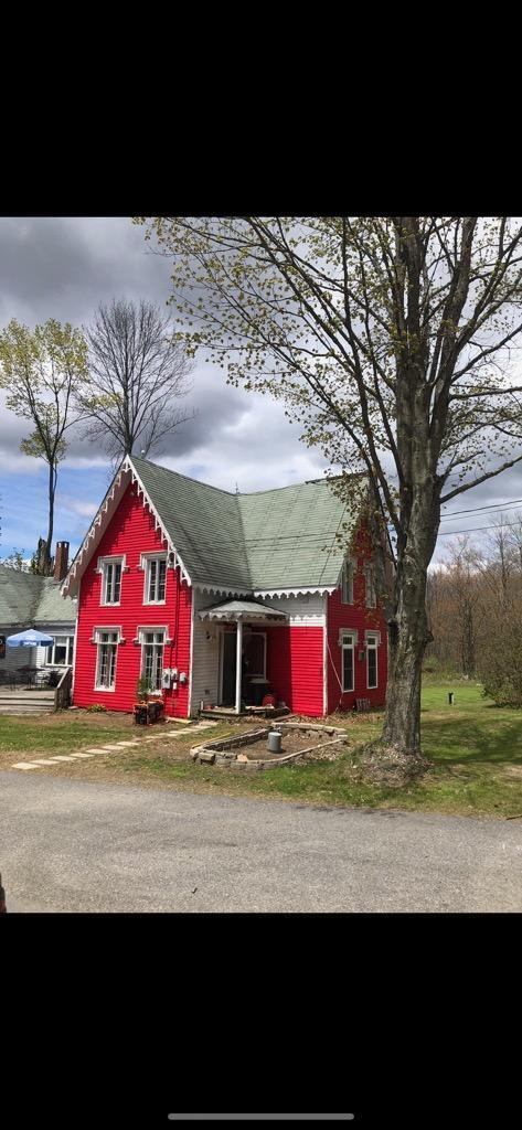 346 N Parish Road