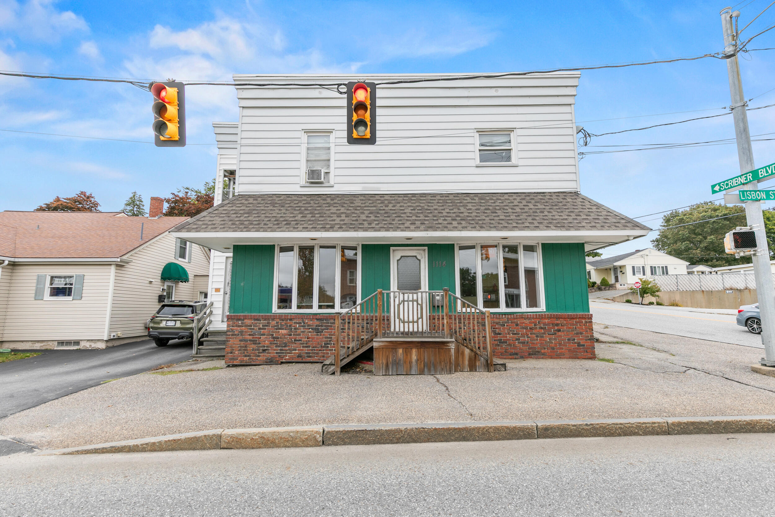 1114 Lisbon Street