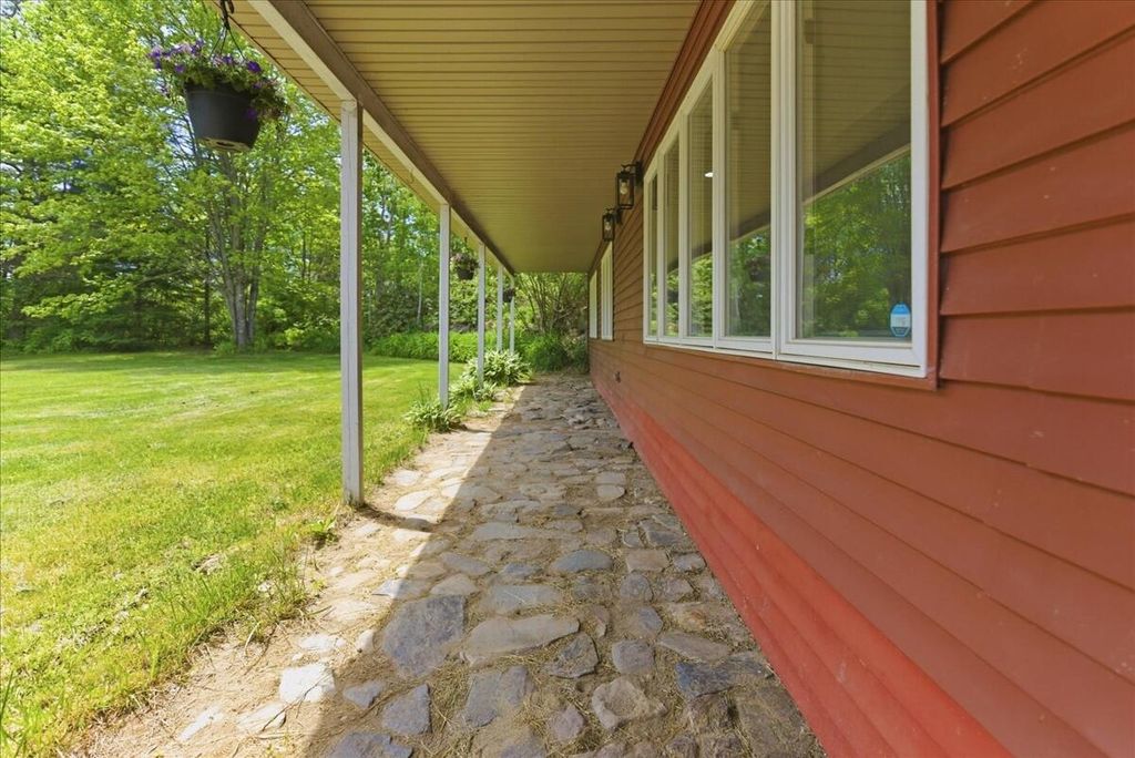 Photo of 4 Morrisette Drive, Sabattus, ME 04280 (MLS # 1665423)
