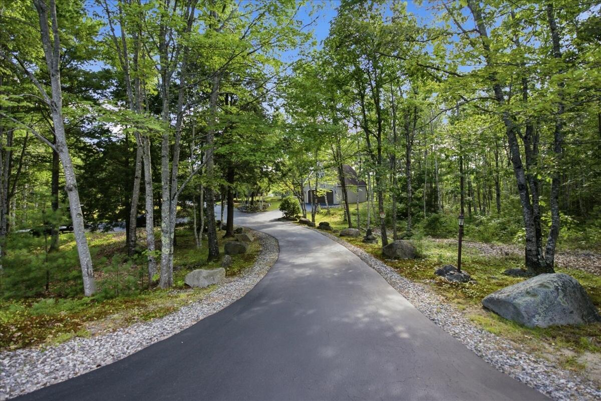 76 Daggett Drive