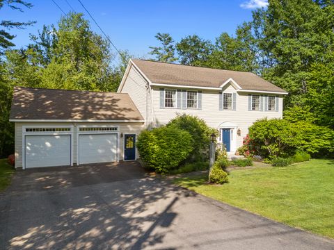 Photo of 20 Forest Glen Drive, Rockport, ME 04856 (MLS # 1667079)