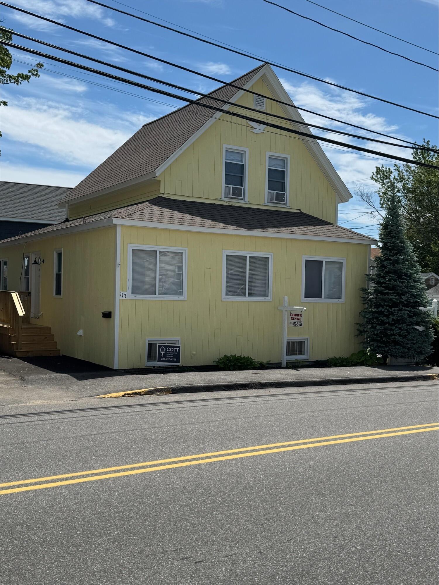 113 W Grand Avenue
