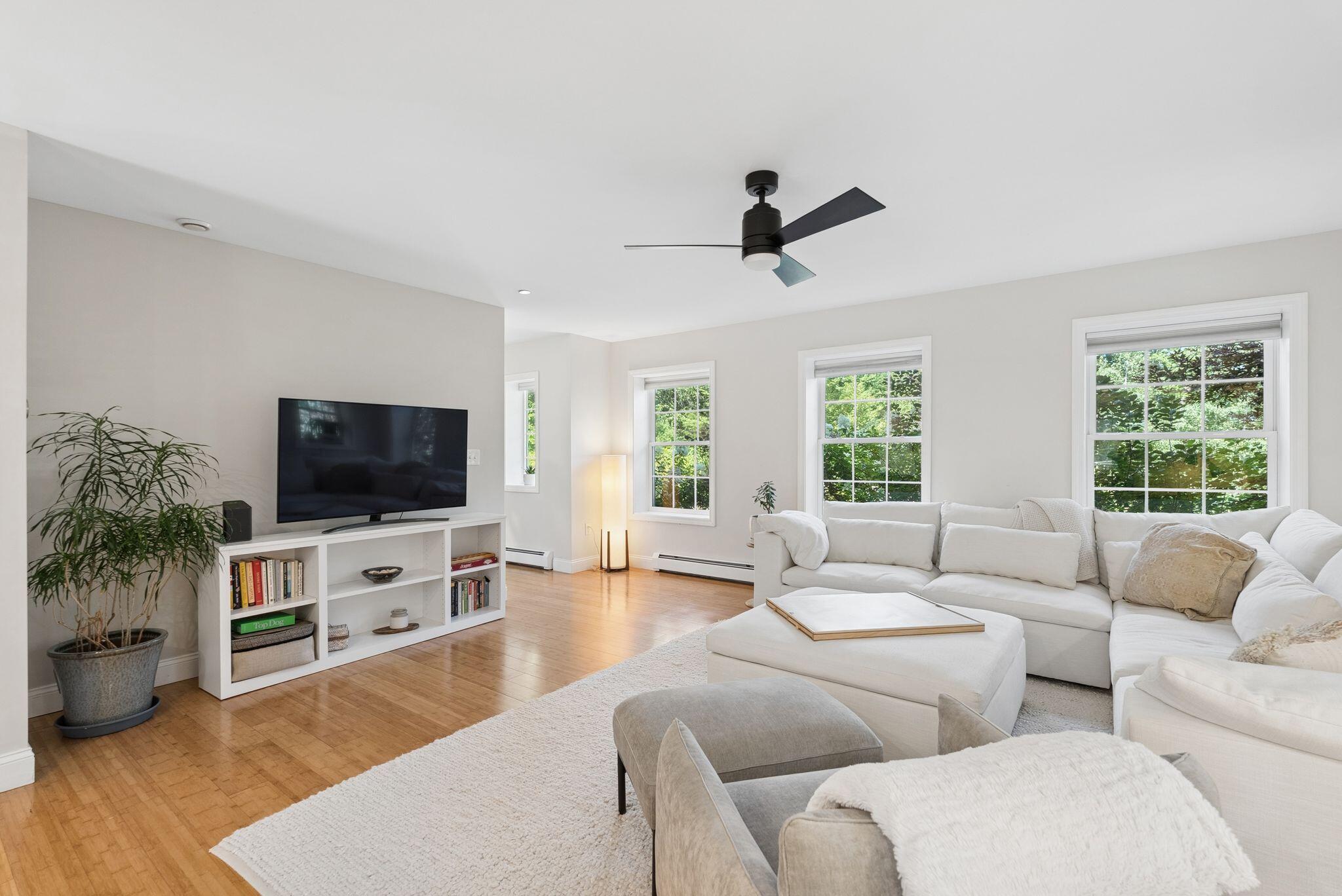 6 Newfield Road
