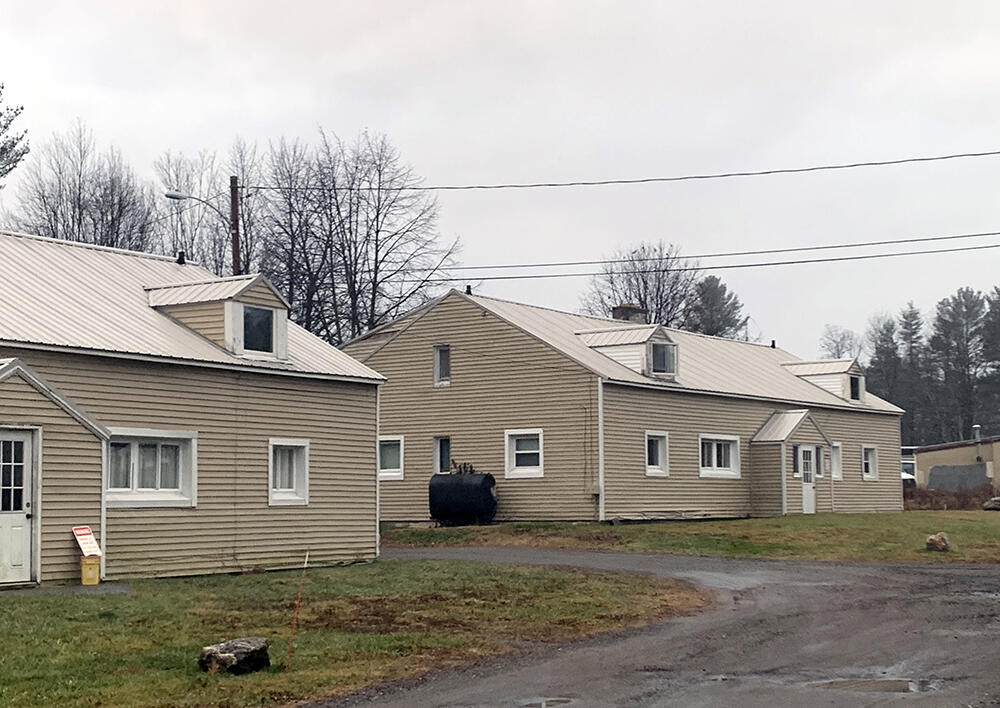 90 Broadturn Road 1