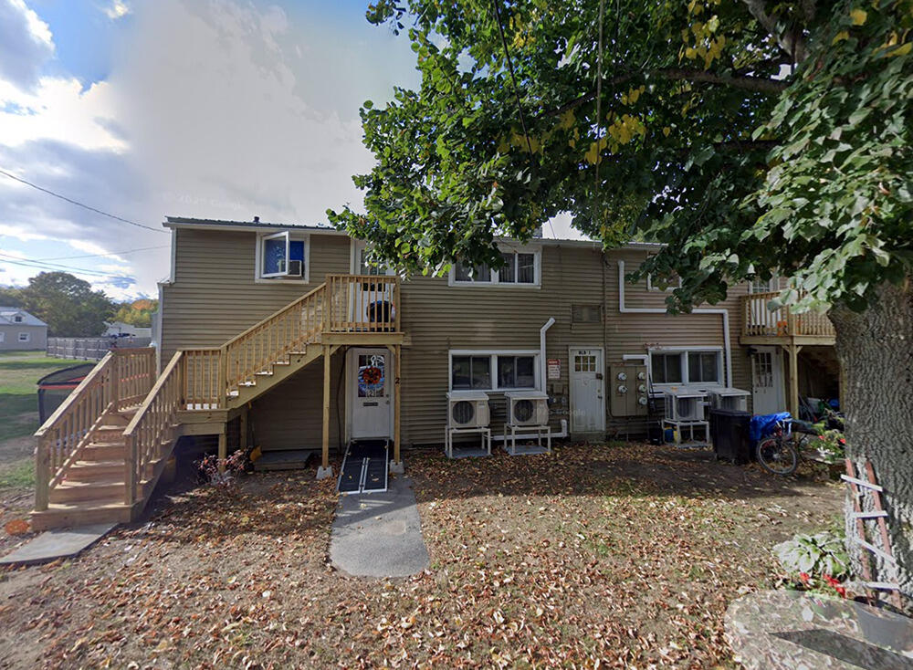 90 Broadturn Road 1