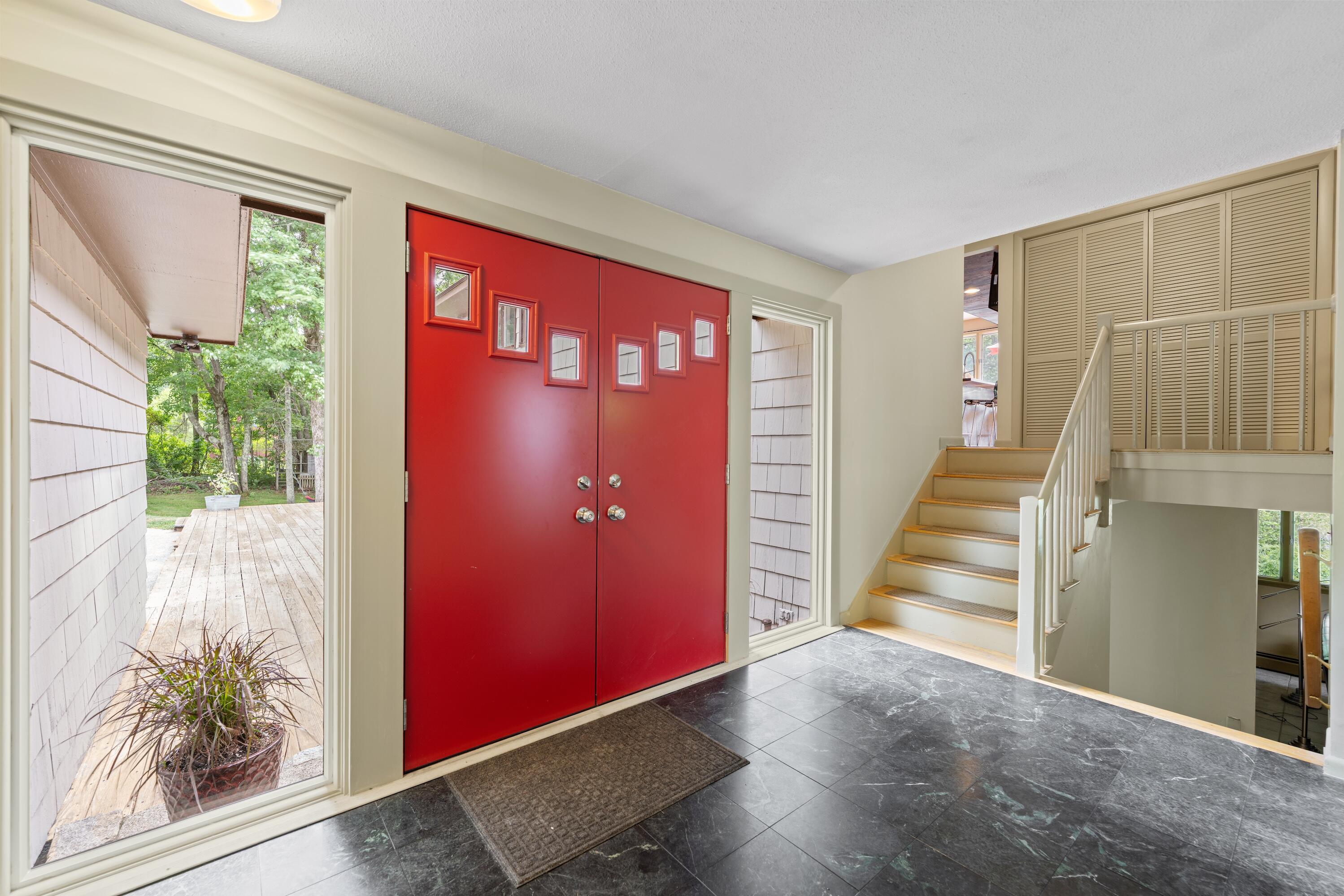 31 Upland Lane