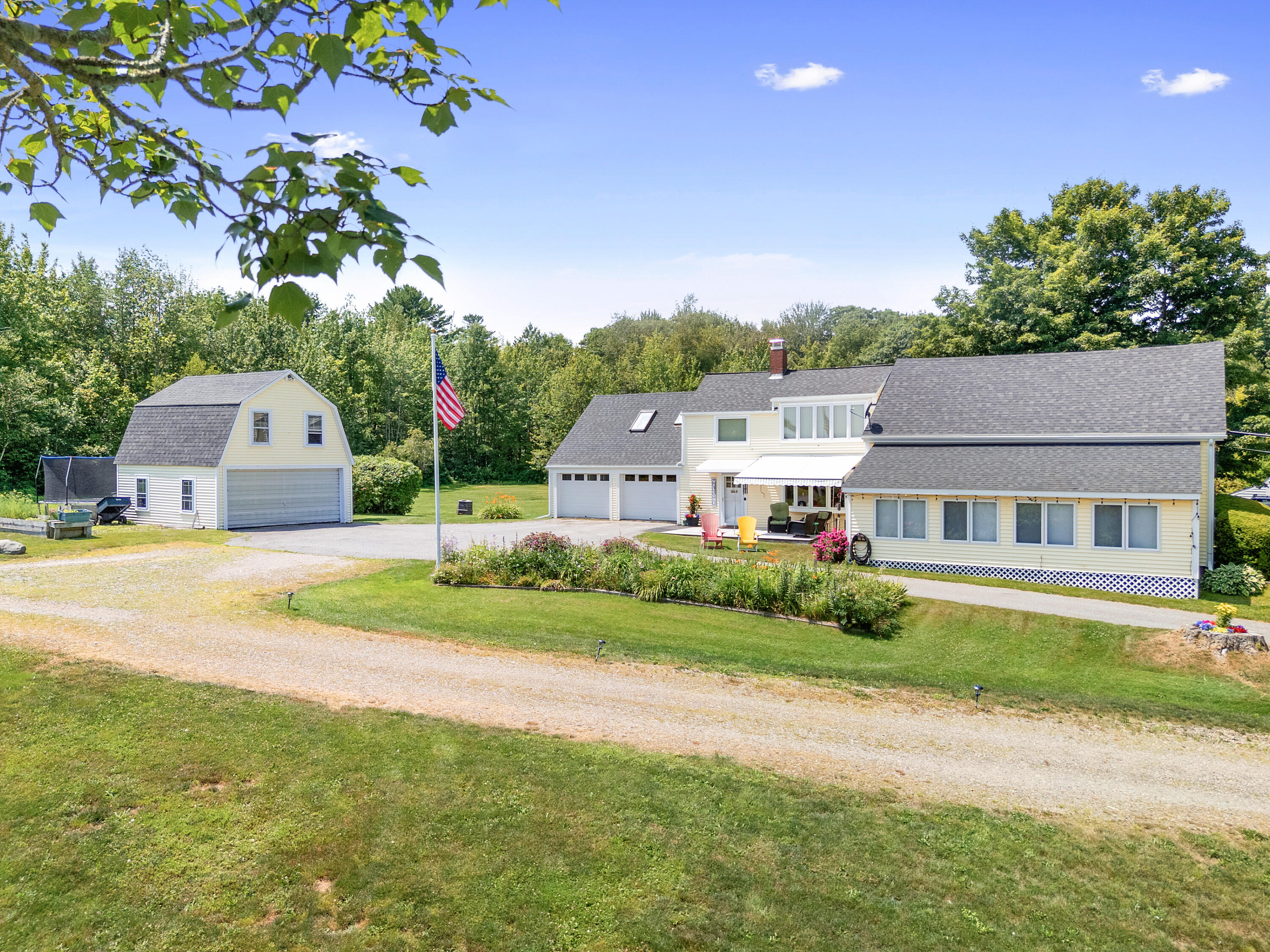 18 Beach Road