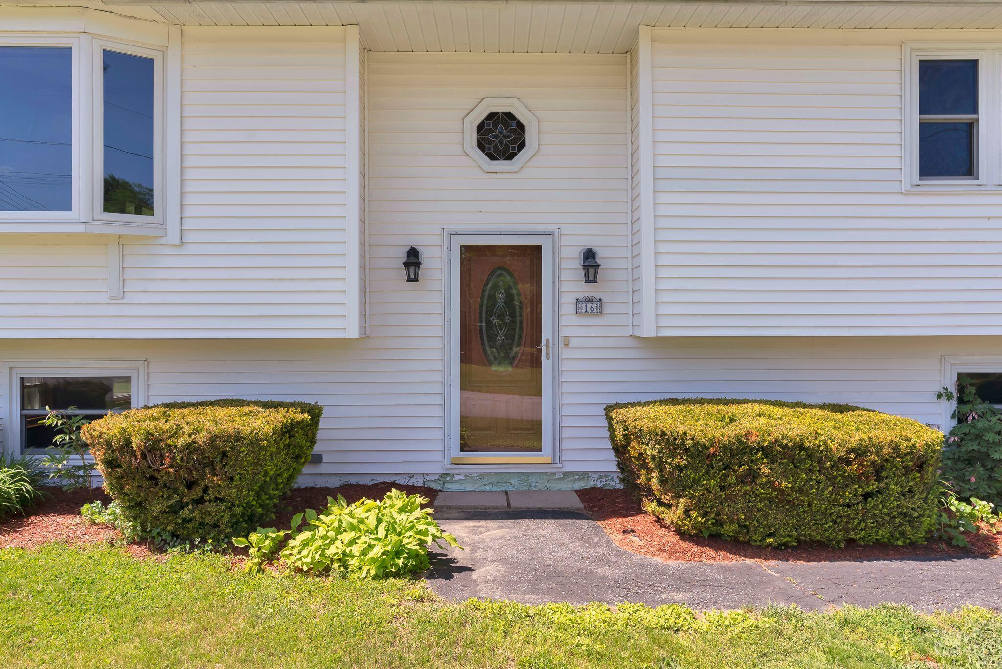 16 Leland Street