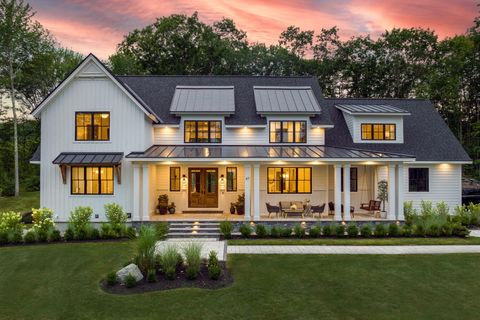 Photo of 47 Scottow Hill Road, Scarborough, ME 04074 (MLS # 1664993)