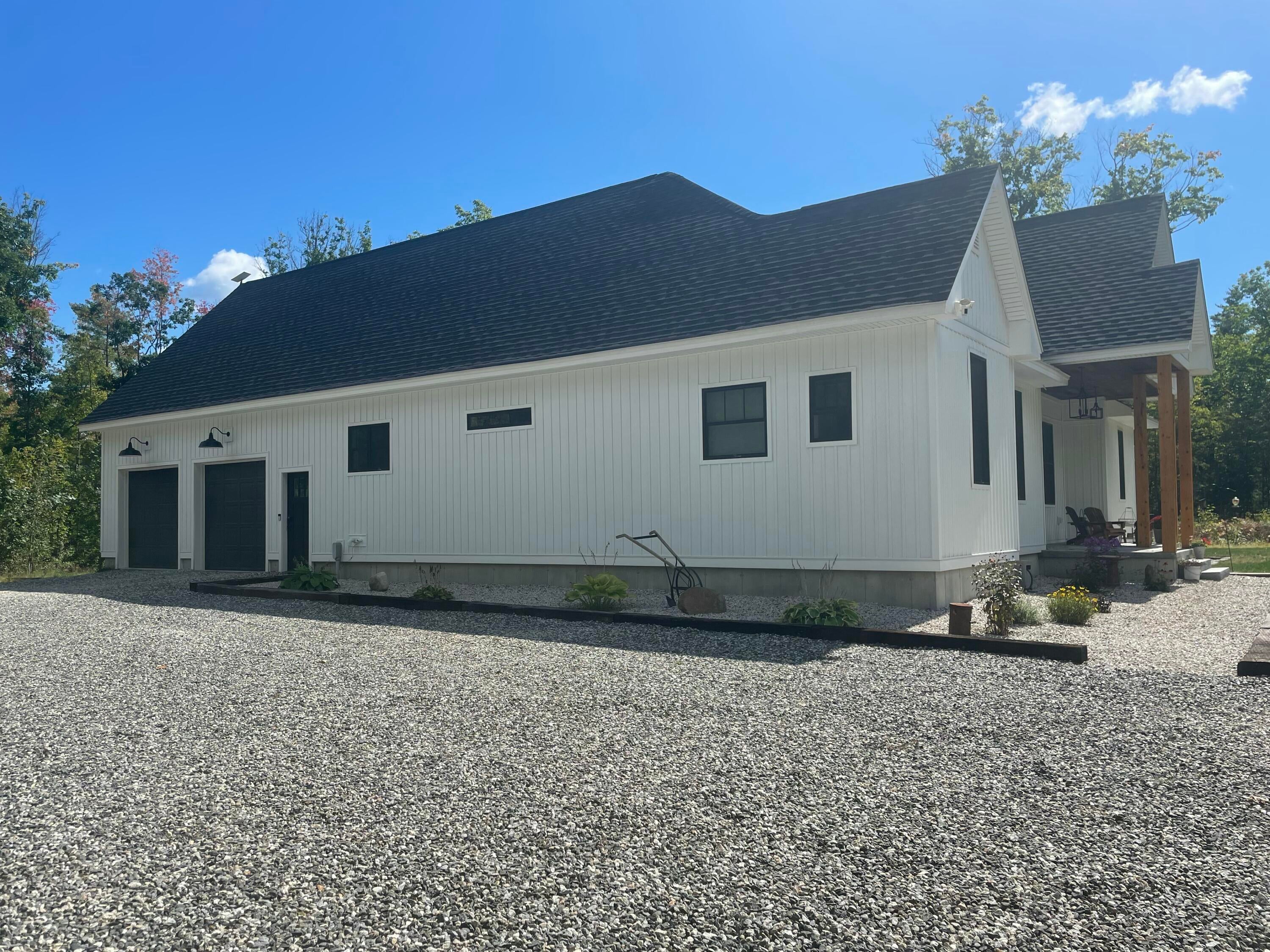 96 Ledgewood Lane