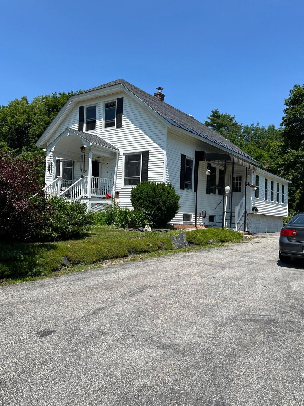 Photo of 54 Pettingill Street, Lewiston, ME 04240 (MLS # 1670636)