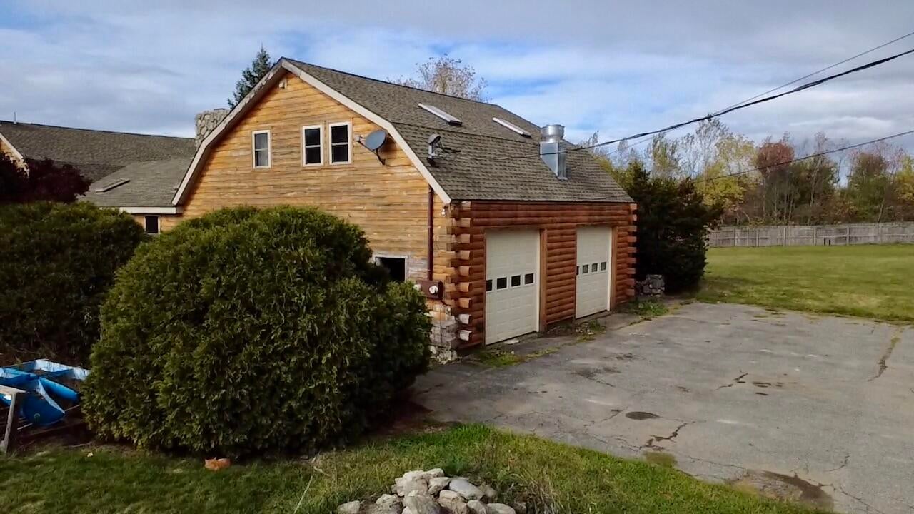 1430 Moosehead Trail