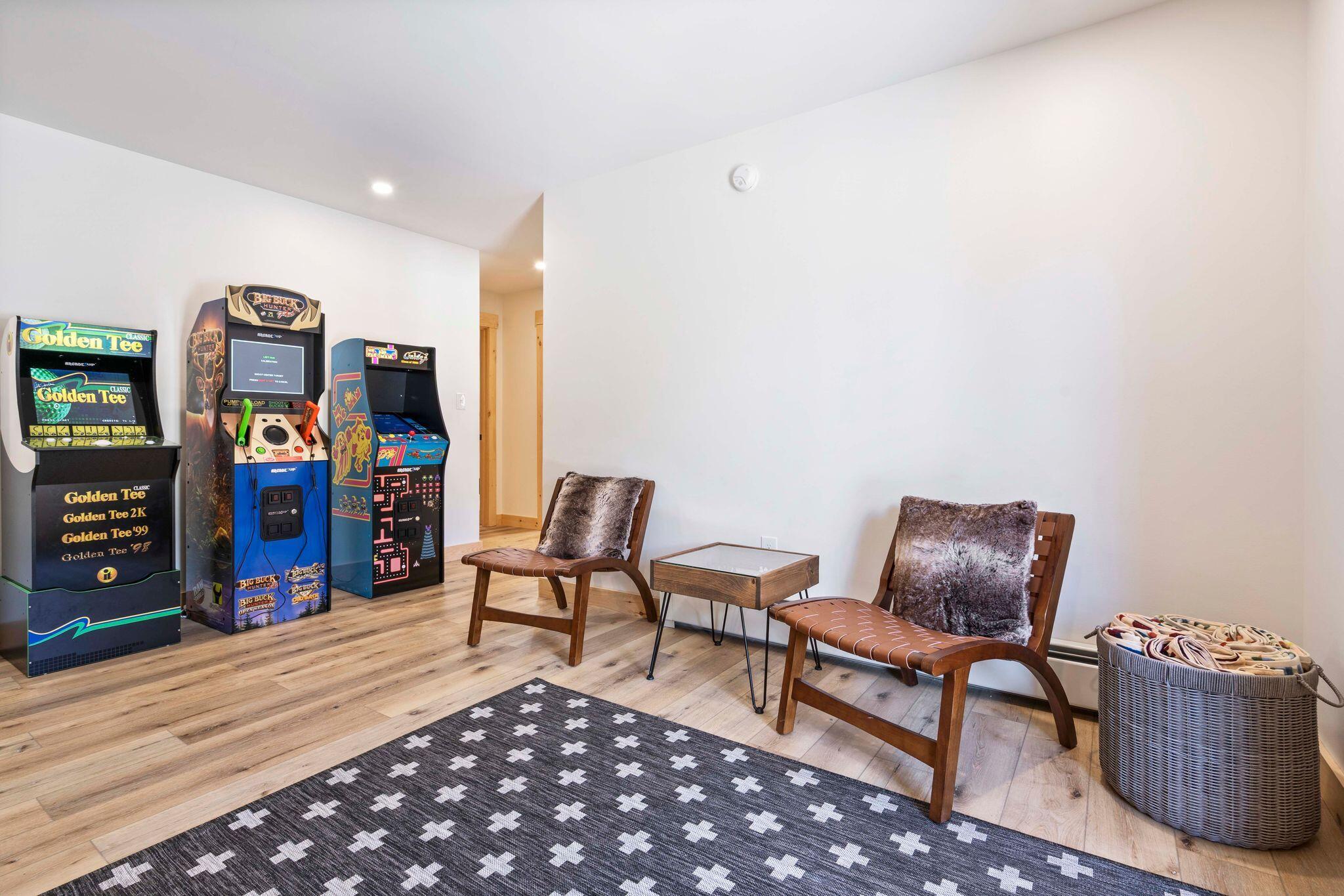 28 Thayer Way