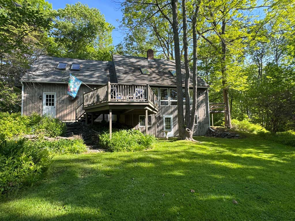 Photo of 15 Cushing Briggs Road, Freeport, ME 04032 (MLS # 1665542)