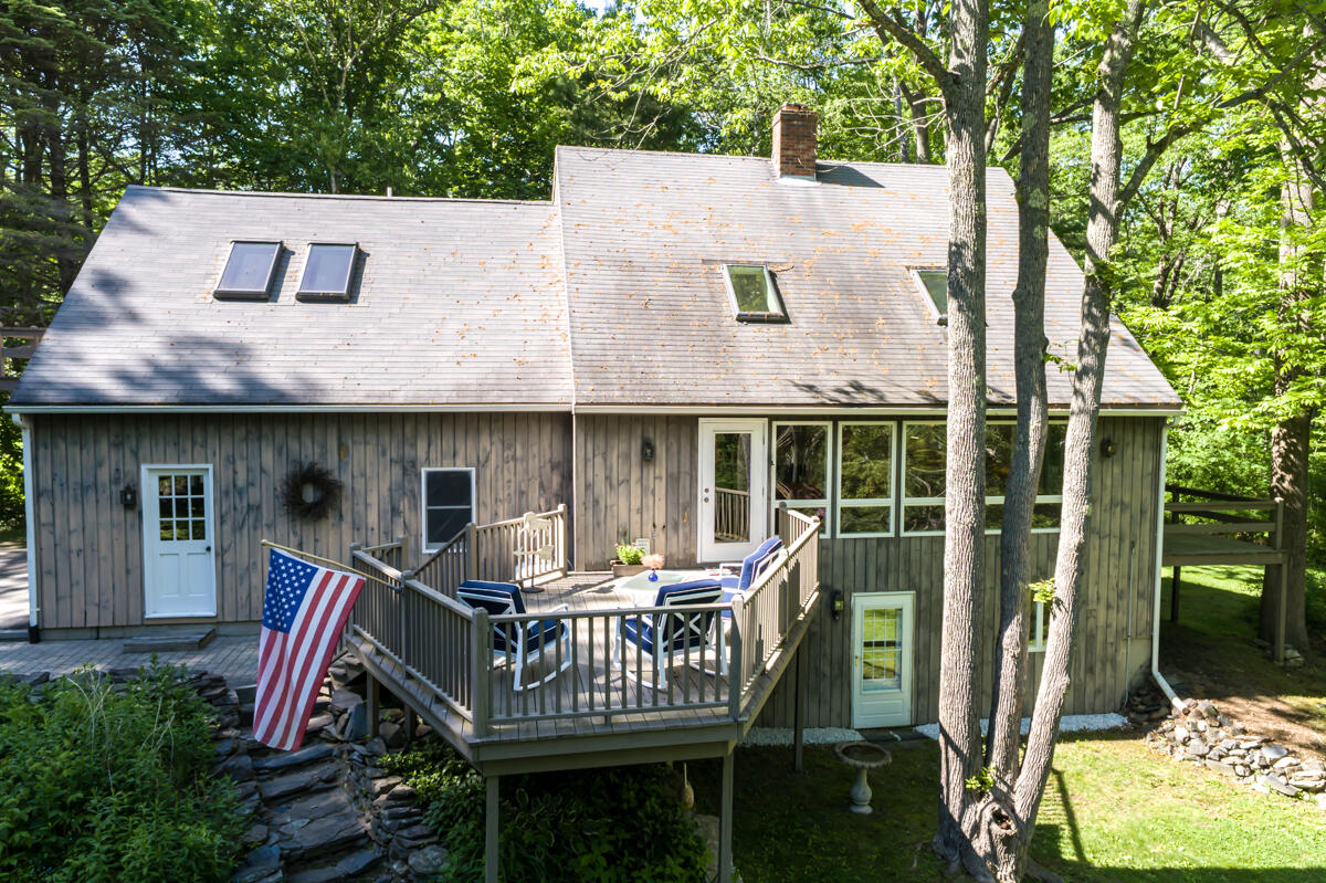15 Cushing Briggs Road