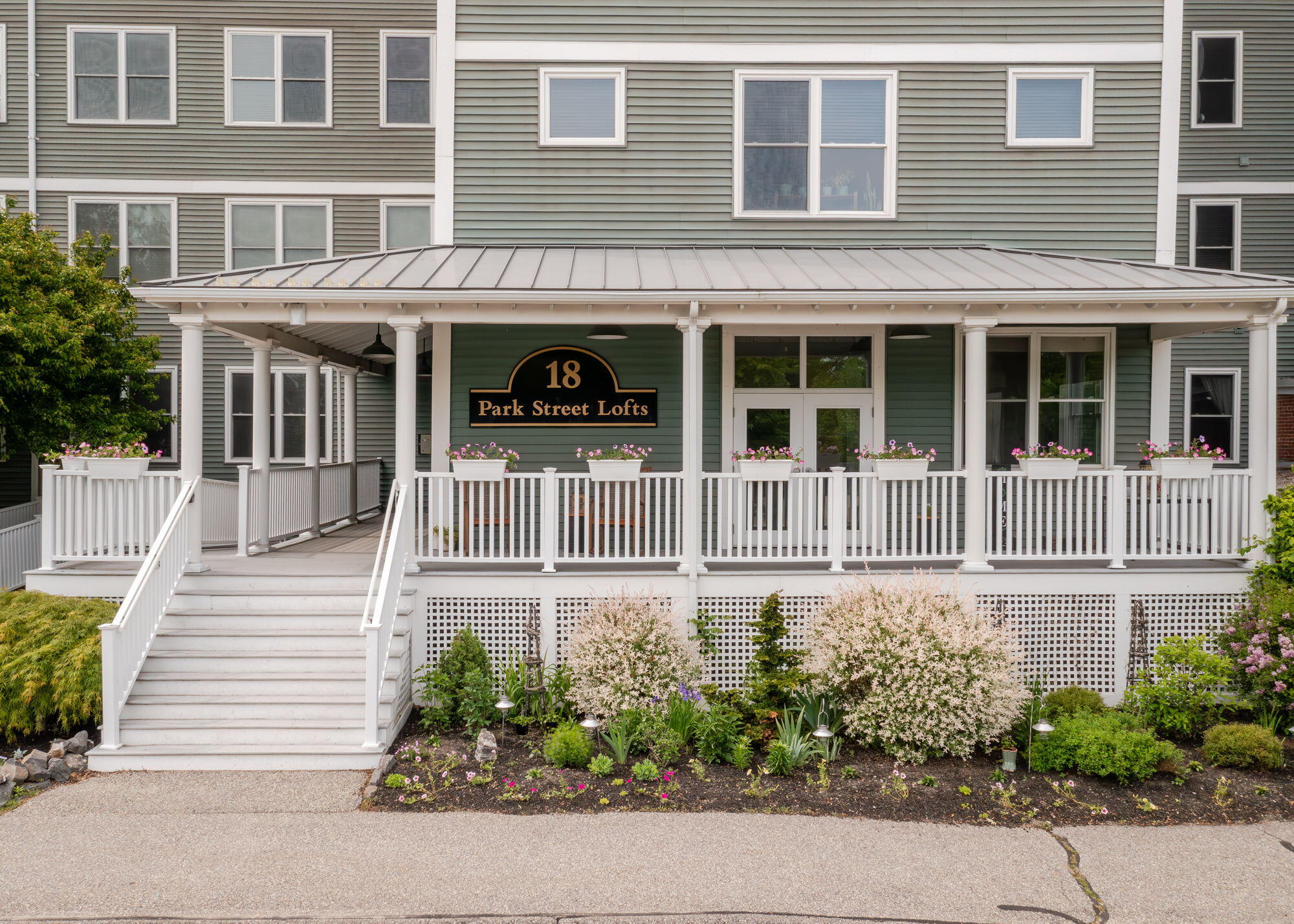 18 Park Street 405
