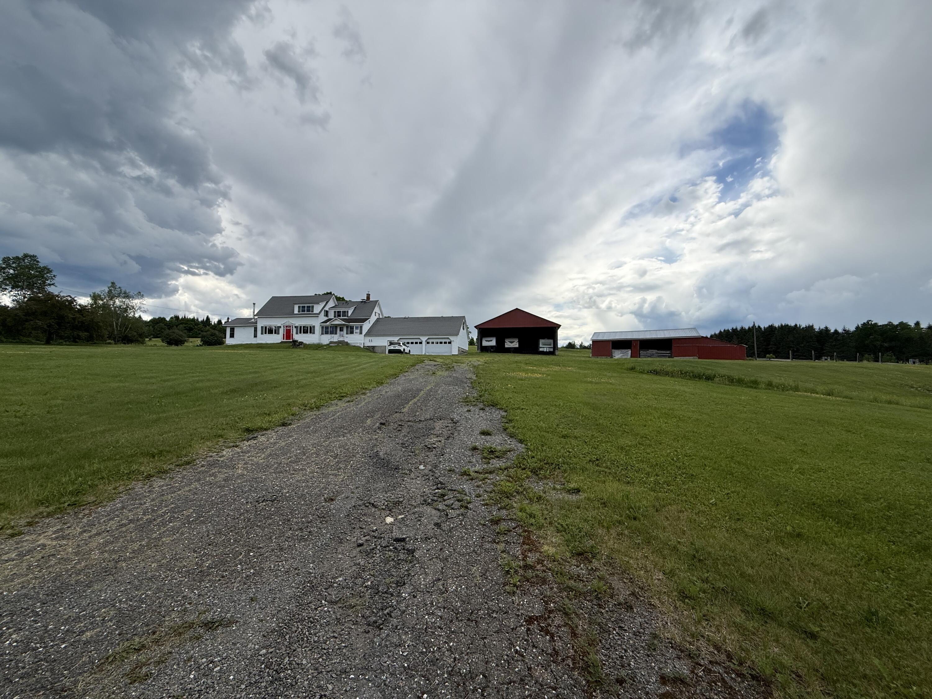 383 Benedicta Road