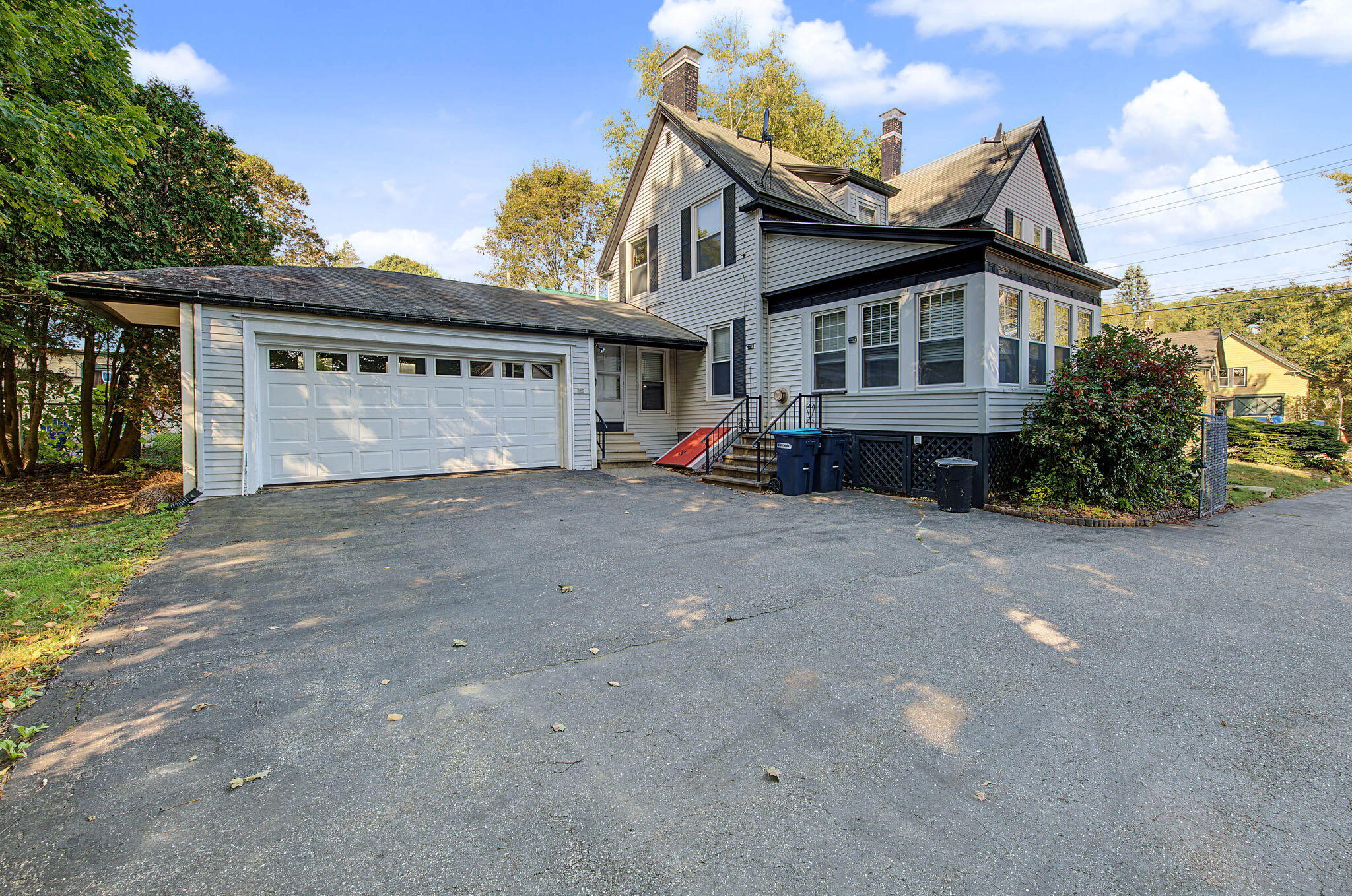 190 Gamage Avenue