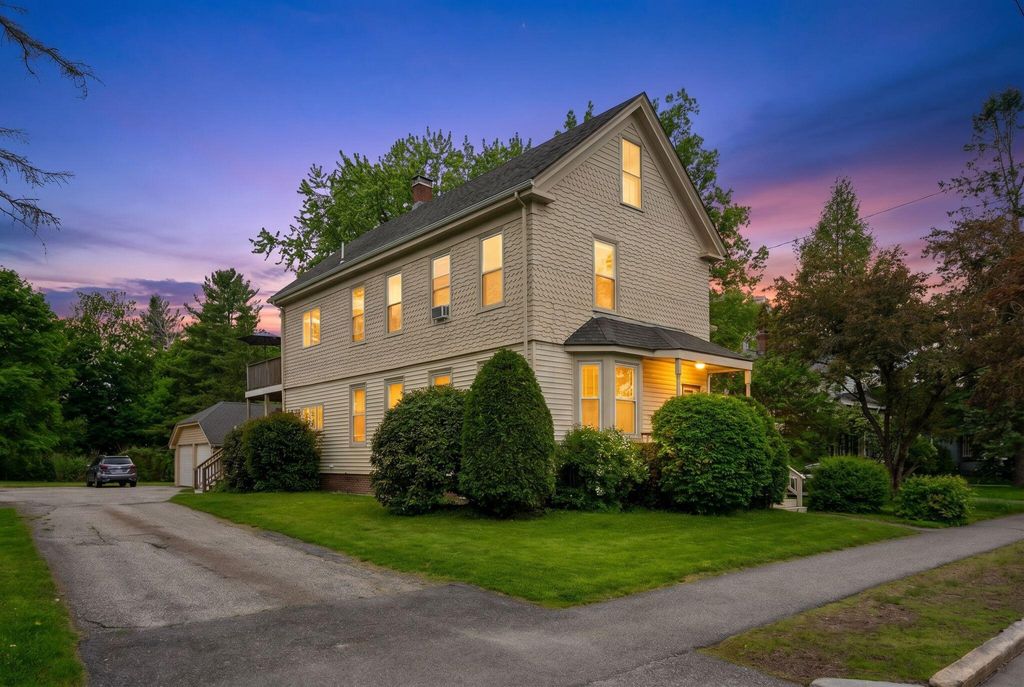 Photo of 850 Washington Avenue, Portland, ME 04103 (MLS # 1665928)