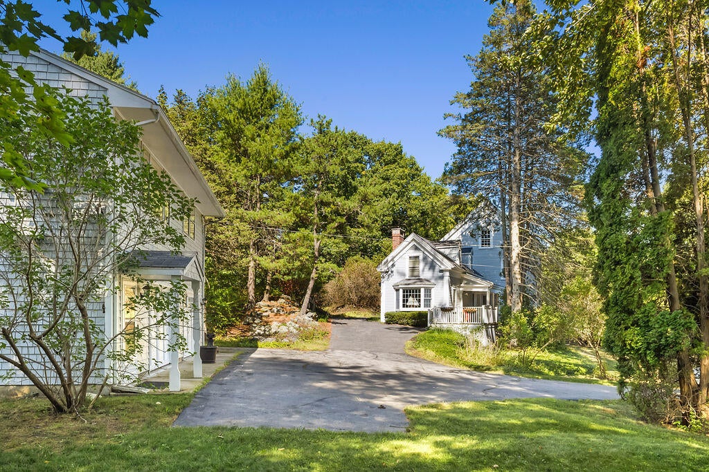 213 Old County Road